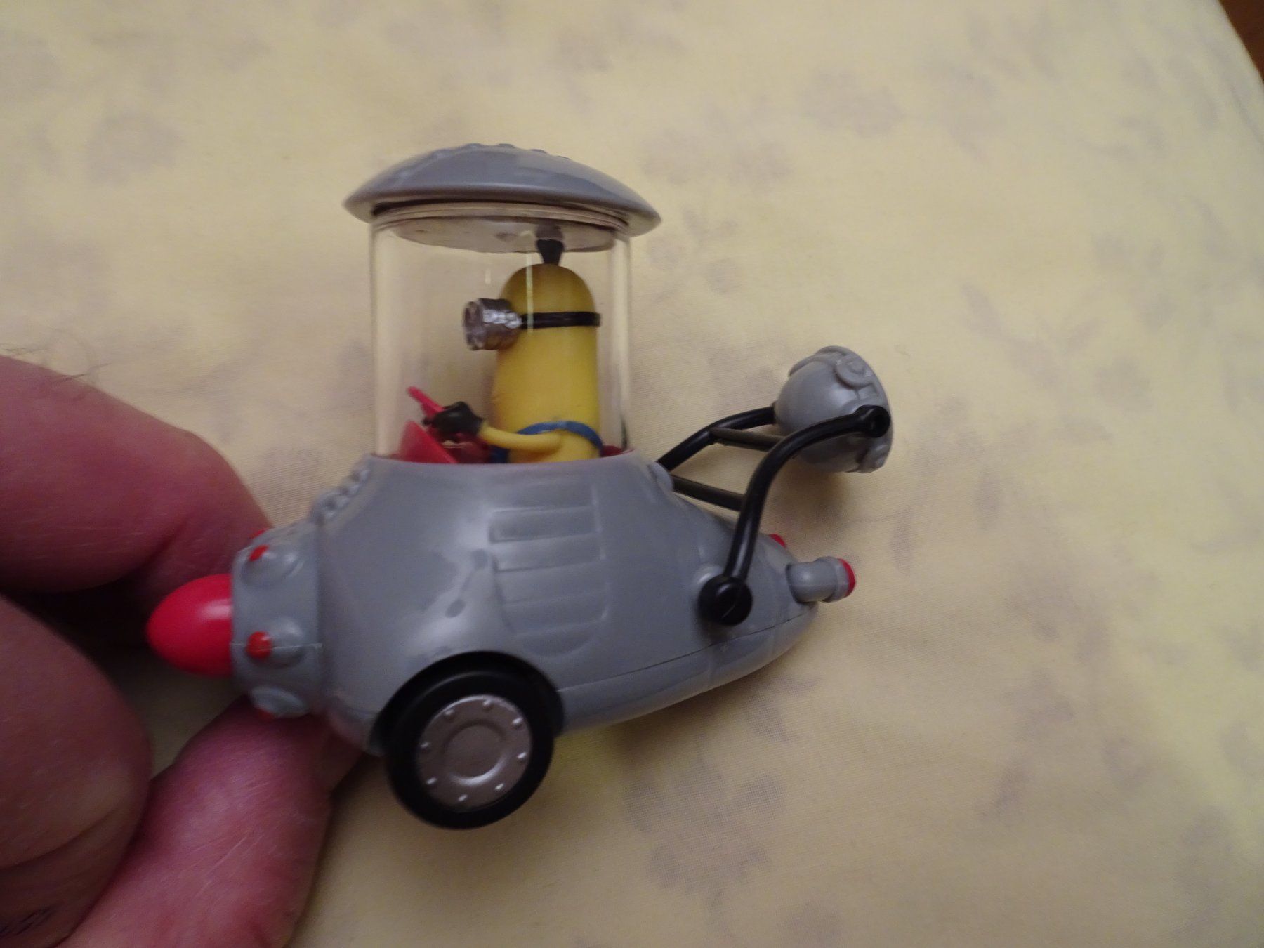 Modellini d'auto: Minion Despicable ME Modellauto Comics – Usato da Schönenwerd venduto da schnitzunddrunter 2