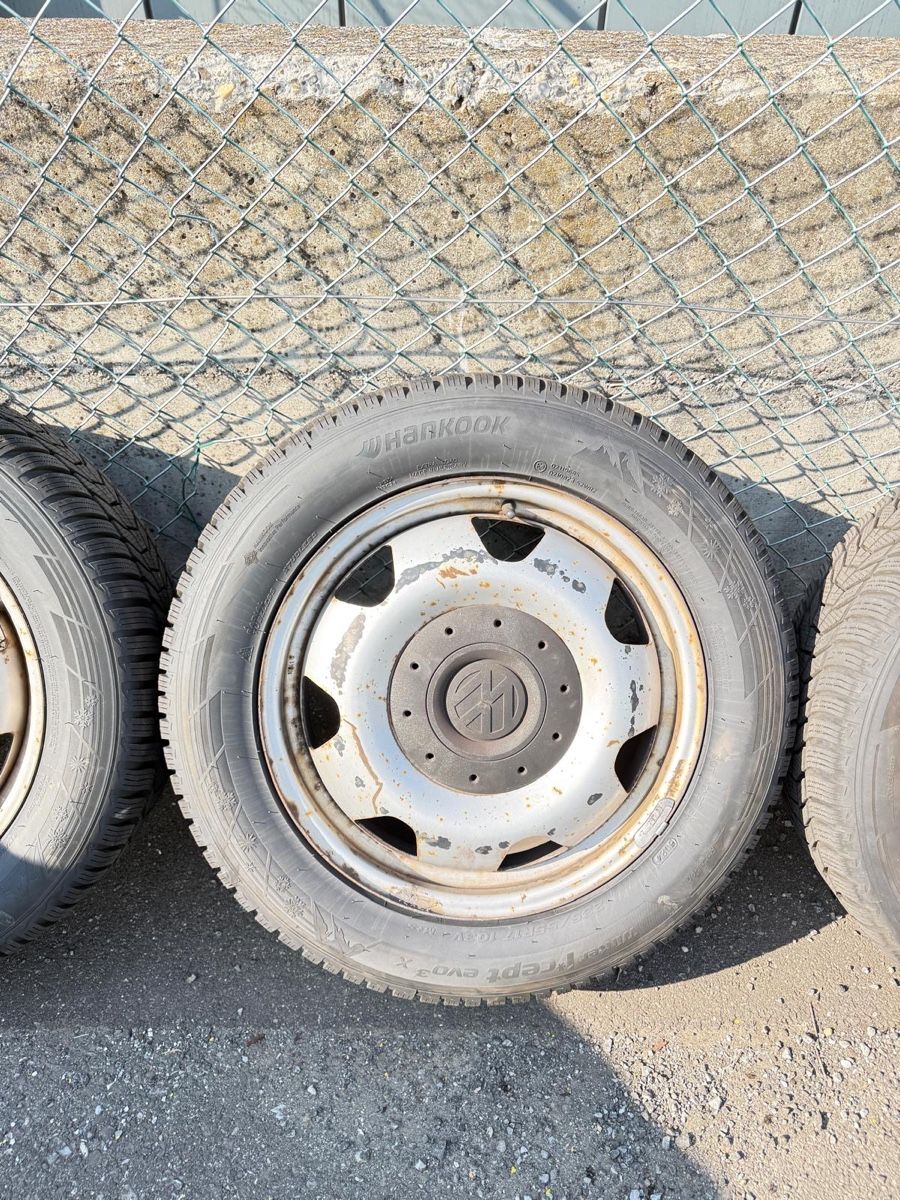 Pneus & Roues: VW T5 & T6 Kompletträder – D'occasion à Einsiedeln par VH_ 2