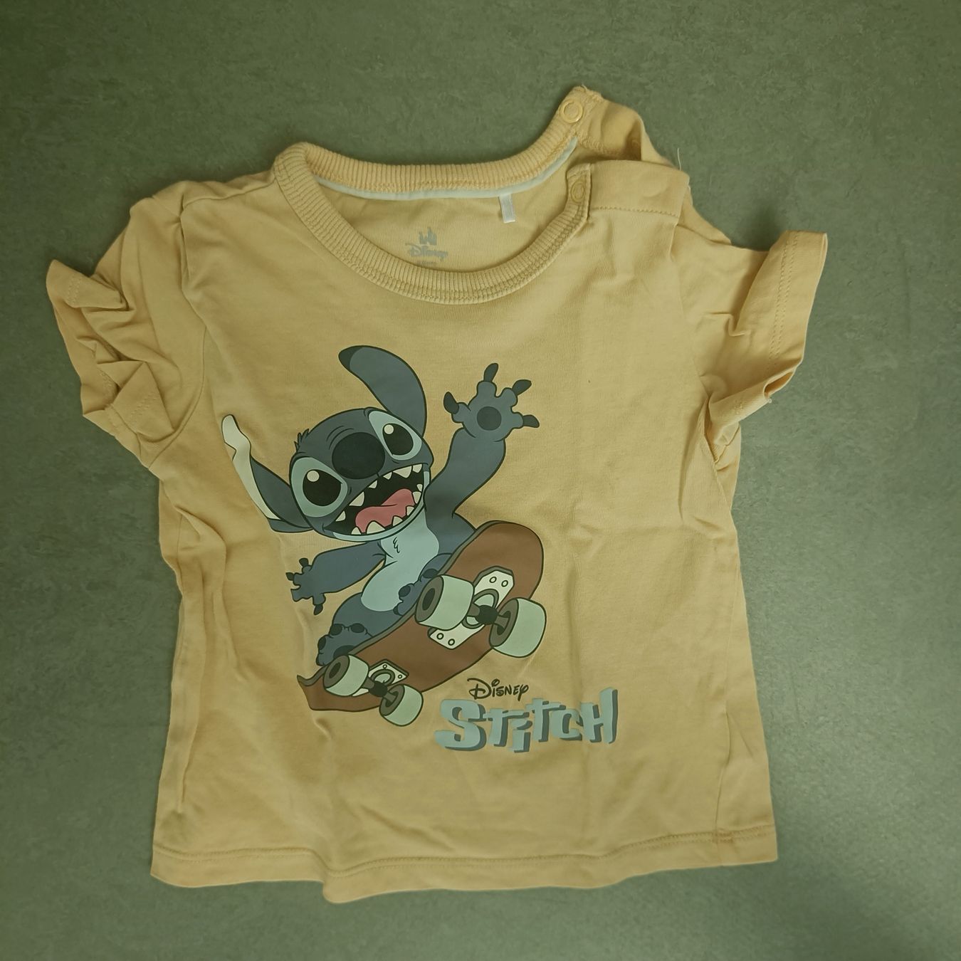 Chemises, T-shirts & Polos: T-Shirt Grösse 86 – D'occasion à Jaberg par urig17.