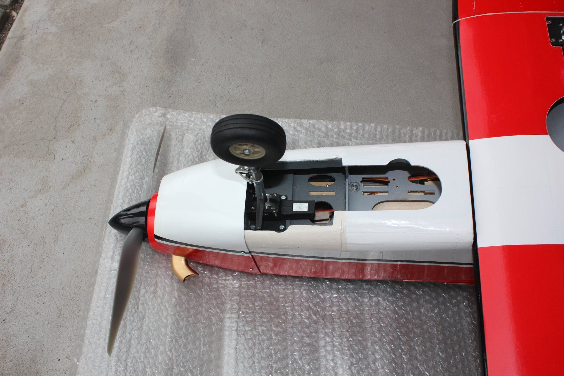 Modellismo RC: PC-7 von VQ Models Spw.154 cm mit Elektromotor – Nuovo (secondo la descrizione) da Eschlikon TG venduto da Mitjet 3
