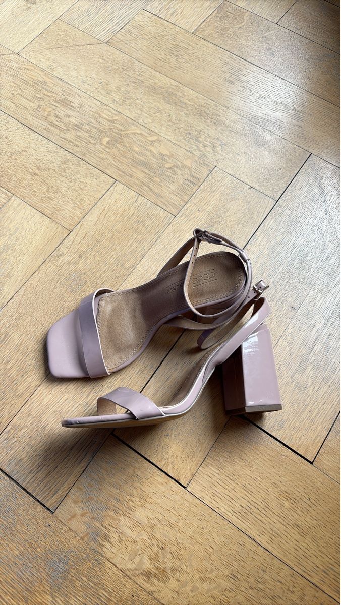 Asos Scarpe da donna: ASOS Riemchen Sandaletten, Gr 39 – Usato da Zürich venduto da nin_n7p7