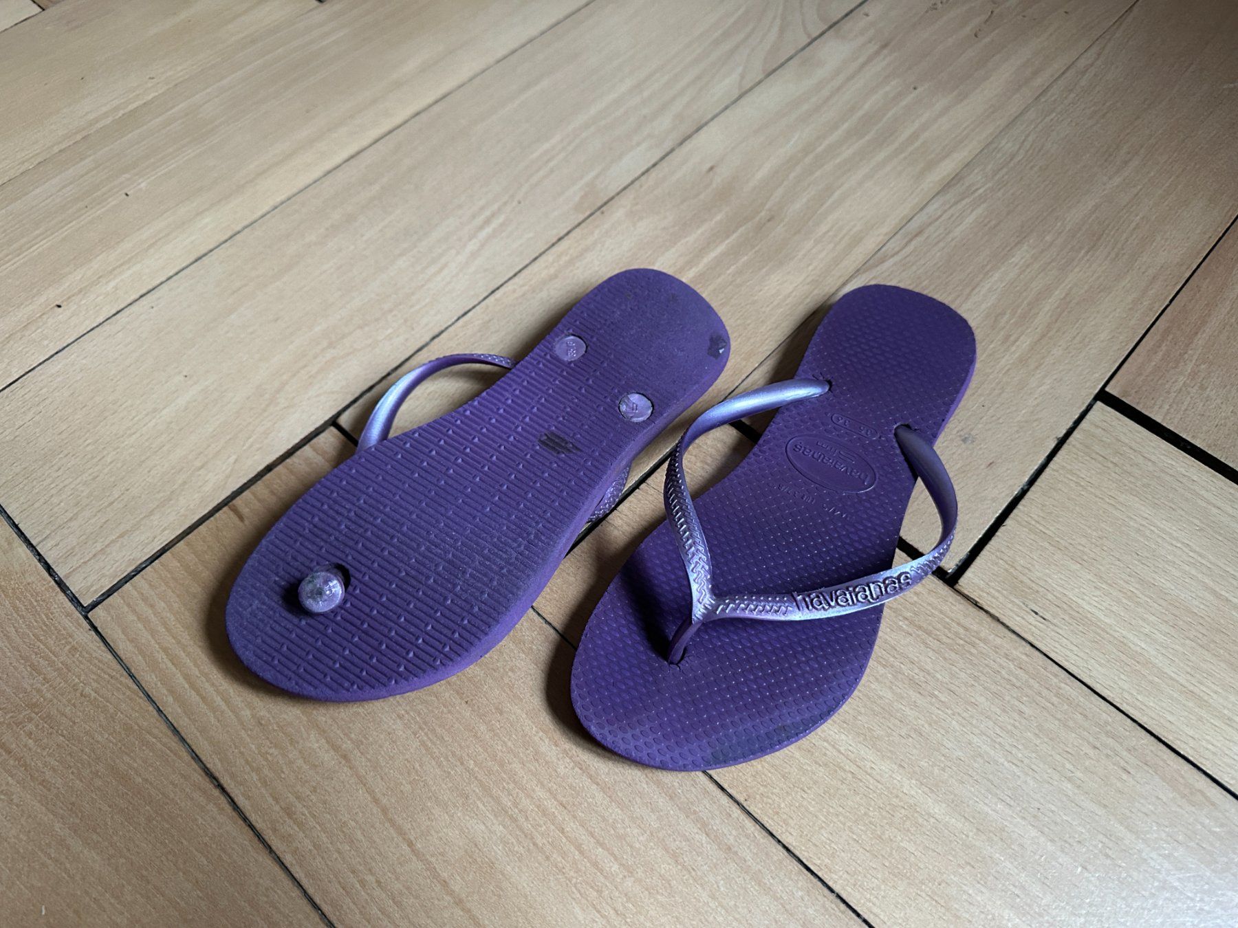 Havaianas Damenschuhe: HAVAIANAS - Flip-Flops violett 35-36 – Gebraucht aus Zürich von Diazaio 2