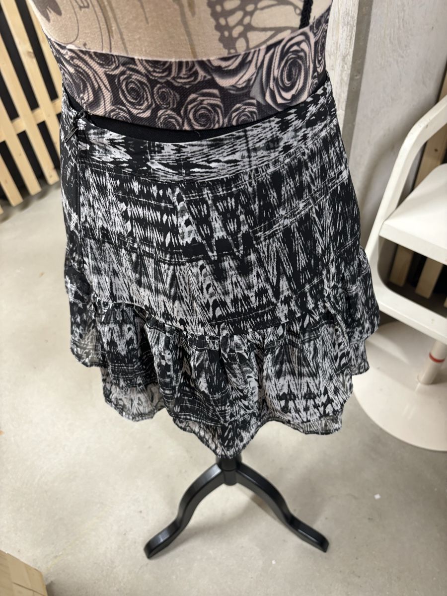 H&M Gonne: H&M jupe – Usato da Itingen venduto da jessi811 1