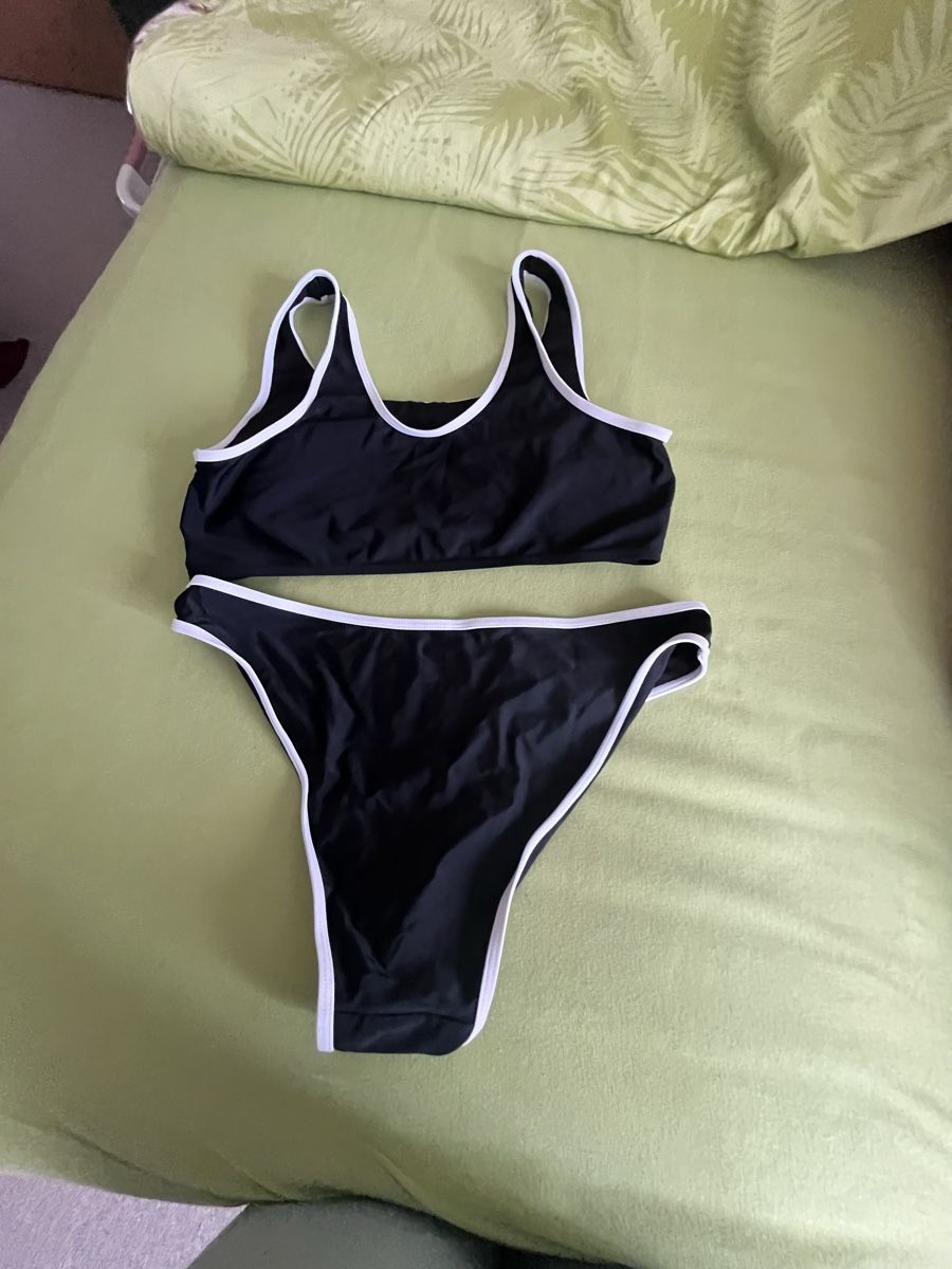 Badekleider & Bikinis: Bikini schwarz weiss Grösse L neu – Neu und originalverpackt aus Giswil von Mauritius9026 1