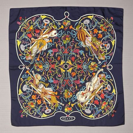 Écharpe GUCCI soie fleurs instruments de musique années 1990