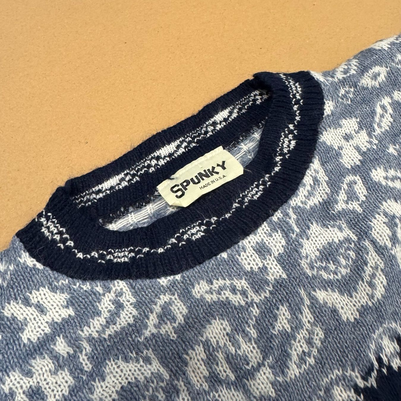 Maglioni & Felpe: Vintage Spunky knit sweatshirt strickpullver 90s retro – Usato da St. Gallen venduto da sourced_limited 1