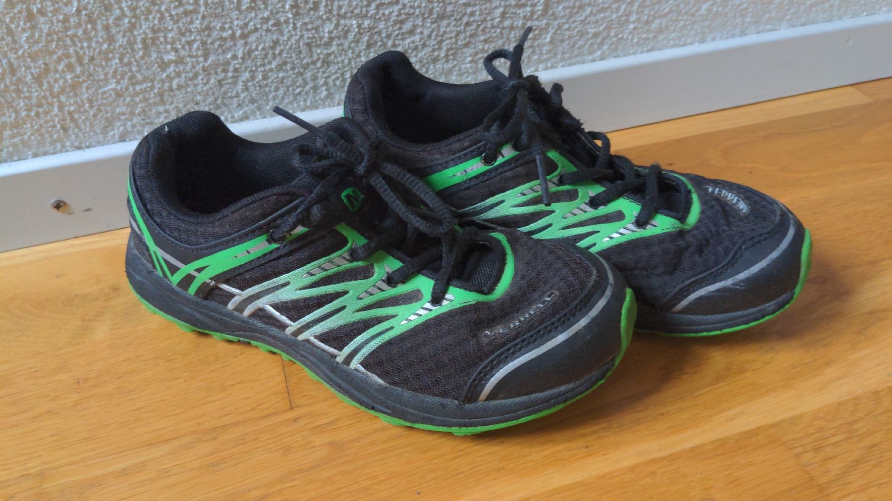 Scarpe per ragazzi: 3 Paar Kinderschuhe Gr.31 – Usato da Sutz venduto da Rawypp 3