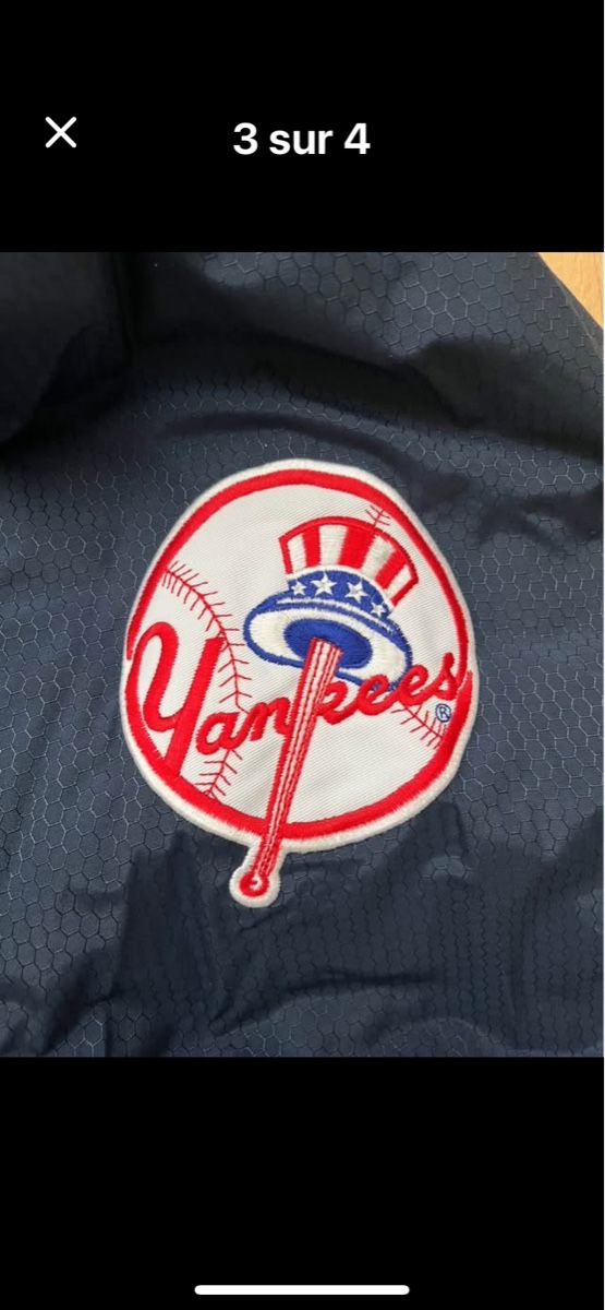 Giacche: Veste Yankees Majestic bleu – Usato da Boudry venduto da Askaone 2