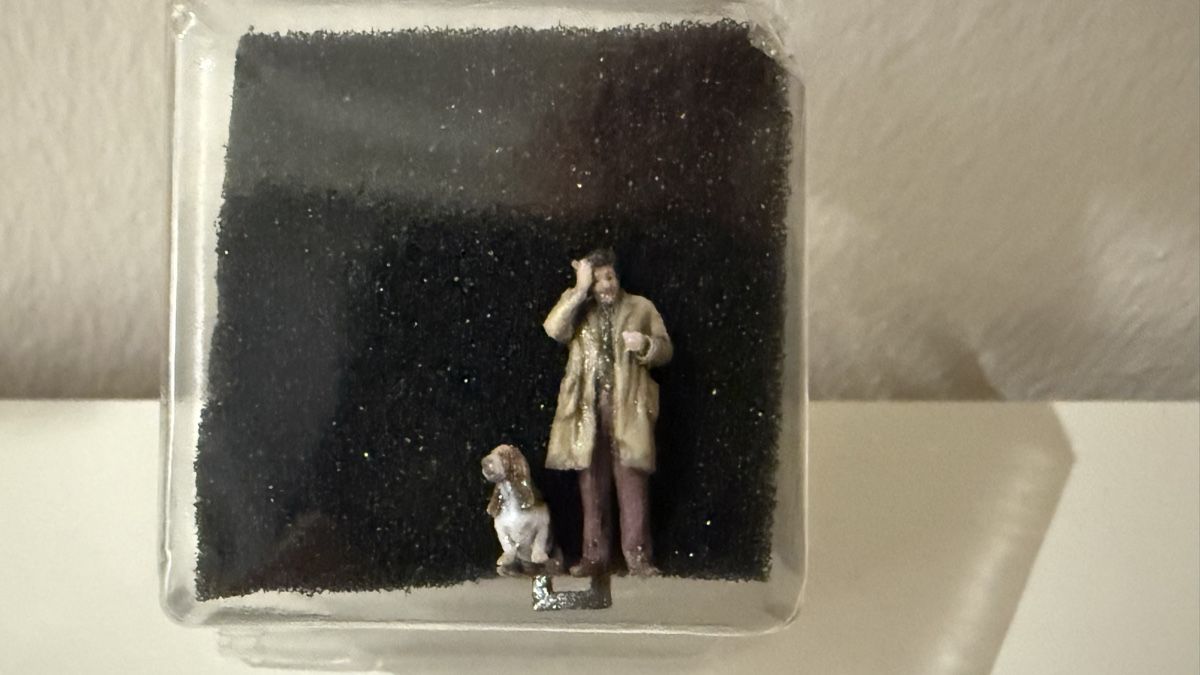 Brekina Modellini d'auto: Columbo Figuren & Auto 1:87 – Nuovo e nell'imballaggio originale da Basel venduto da Zomeg 3