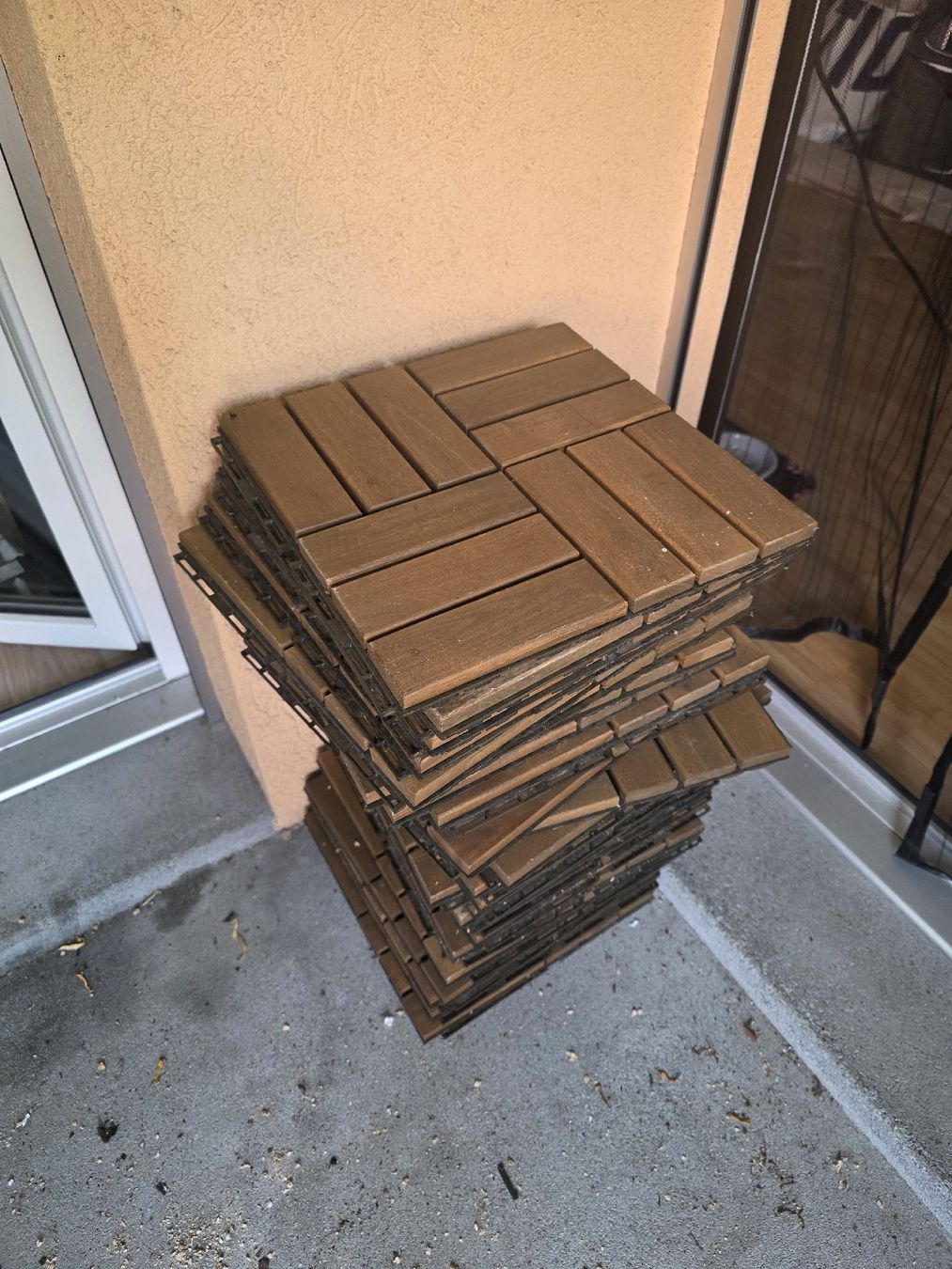 Rivestimenti per pavimenti: IKEA RUNNEN Bodenrost – Usato da Geuensee venduto da Jan_7__