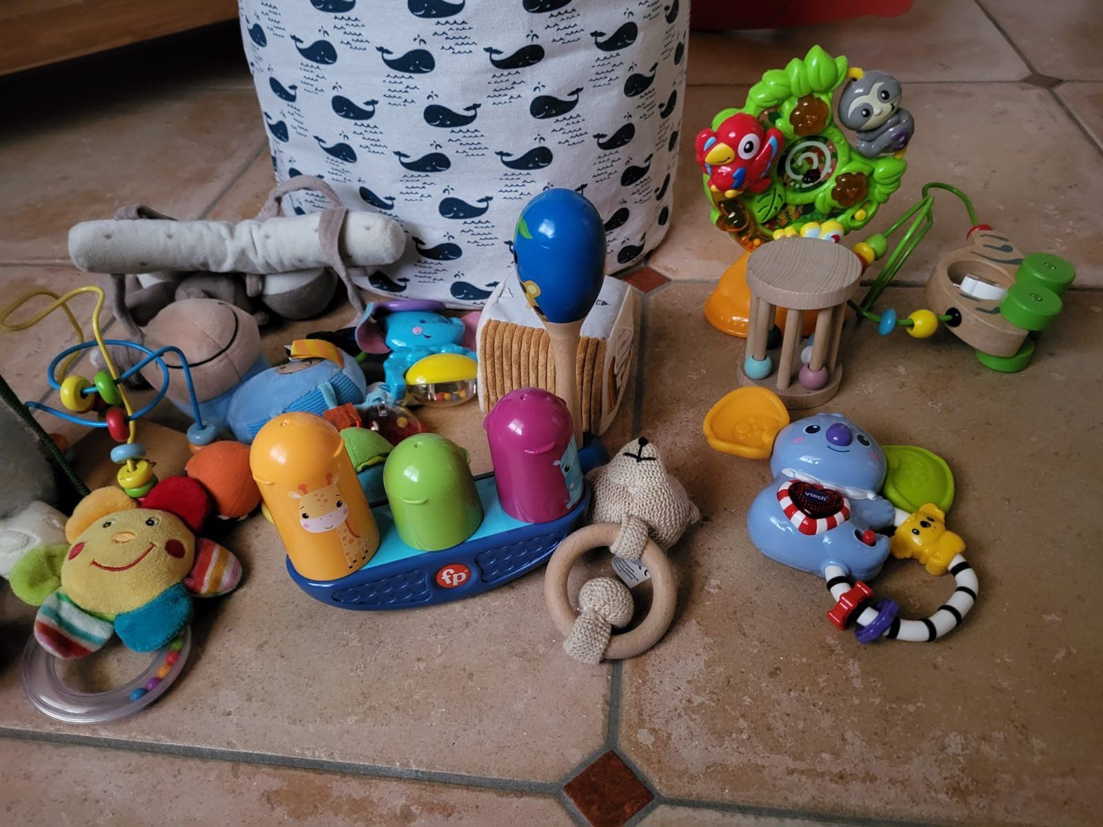 Jouets: Babyspielzeug Paket – D'occasion à Lanterswil par GuggiAust 2