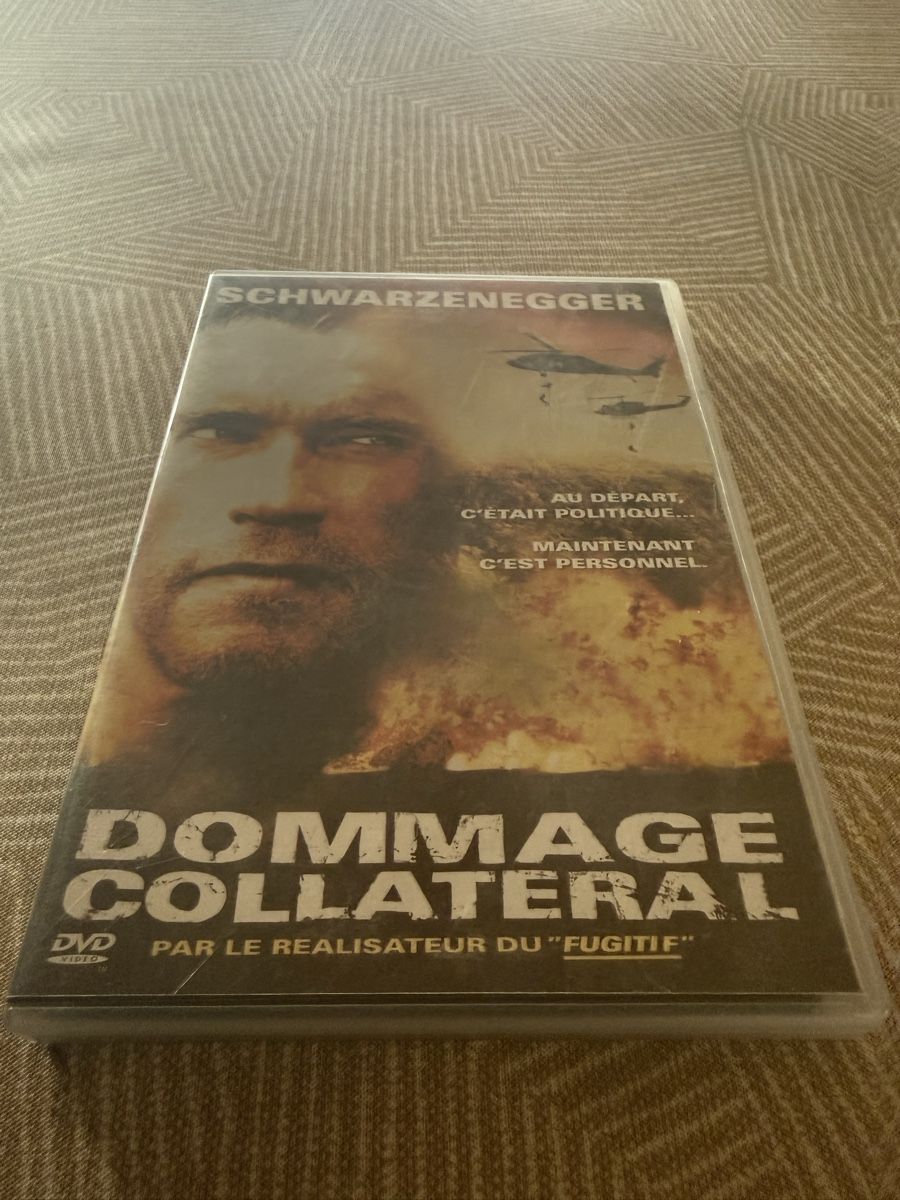 Tutti i DVDs: Dommage Collatéral (Schwarzenegger) – Usato da Troinex venduto da grigri2020