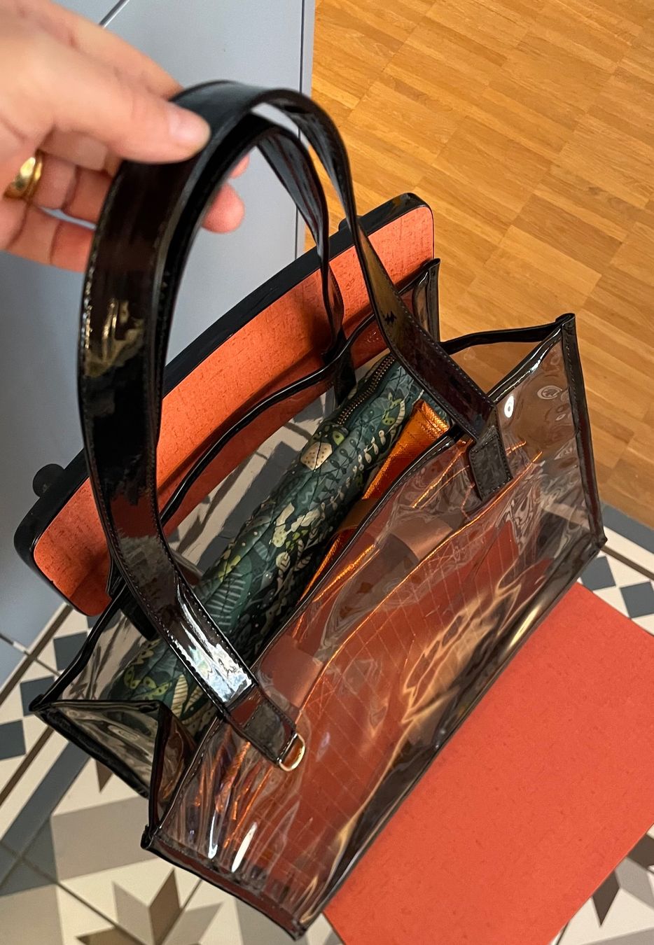 Borse da donna: Strandtasche wasserfest schwarz transparent – Usato da Zürich venduto da Pudelkerne 3