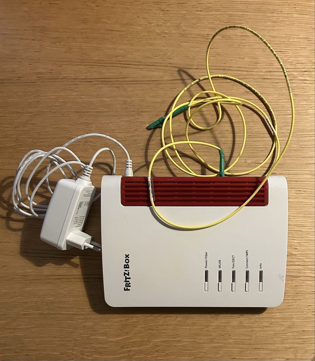 Fritz Modem & Router: Fritz!Box 5530 Fiber router – Usato da Zürich venduto da gaj_k26p