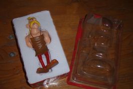 FIGURINE ASTÉRIX   °°°°  LE FORGERON  °°°°