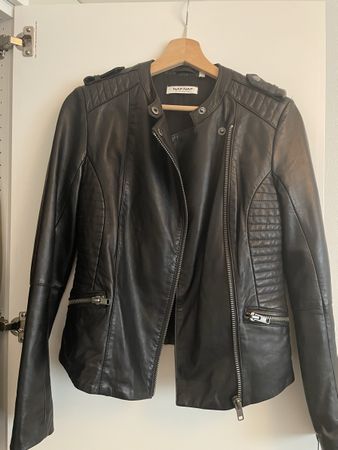 NAF NAF Veste en cuir T.34 noire - Style motard chic