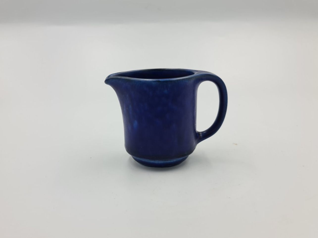 Caraffe: Langenthal Ocean Blue Milchkrüglein – Usato da Neuhausen venduto da coz_8knt