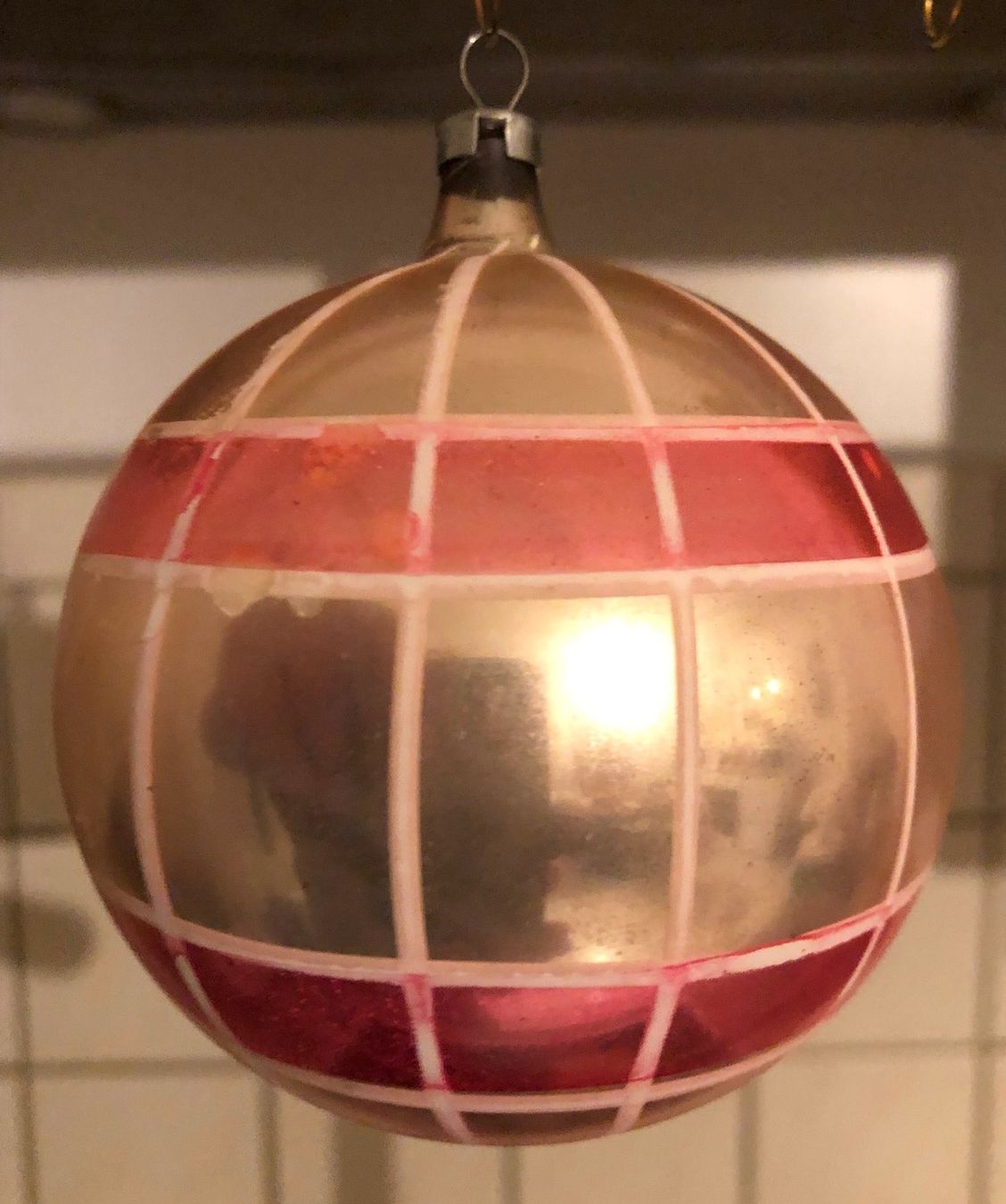 Alle Dekorationen: Antike, schöne Weihnachtskugel, pink gestreift – Gebraucht aus Gossau/ZH von amazonas66 1