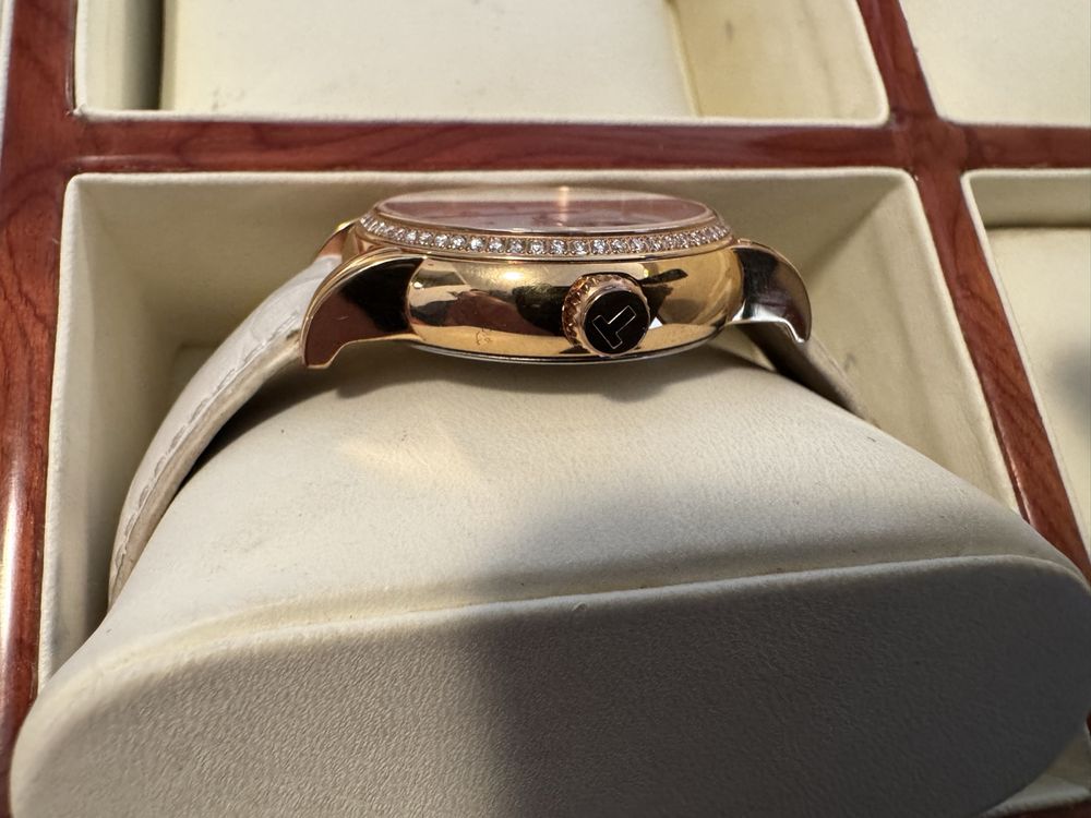 Tissot Montres: TISSOT LADY HEART AUTOMATIC  35mm – D'occasion à Zunzgen par milesdavis76 1