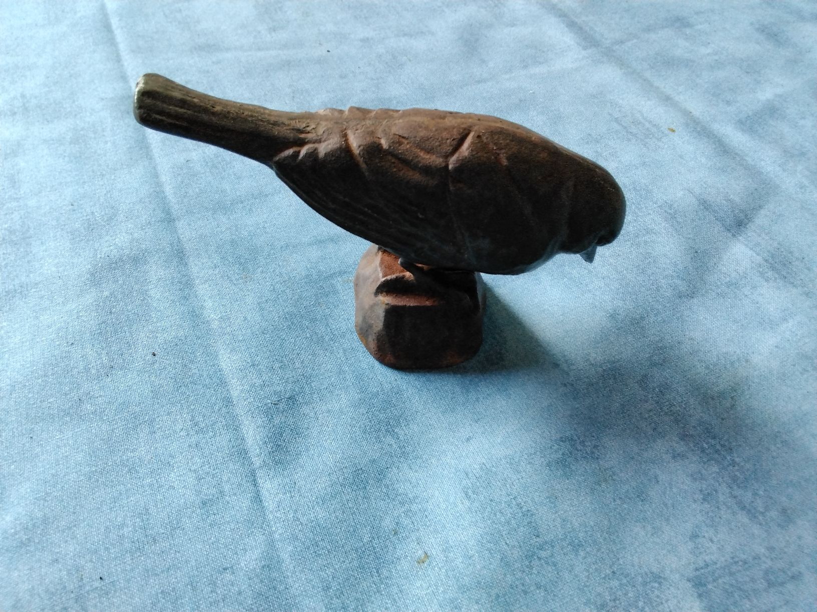 Statuette: SCHWERER METALLVOGEL – Usato da Biel/Bienne venduto da dasi3