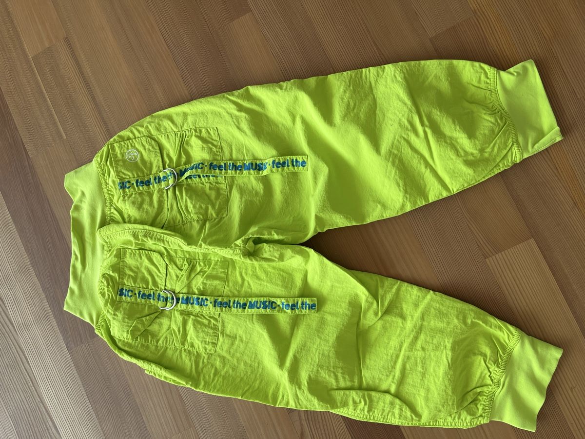 Pantaloni: Zumba Hose Neon Grösse XS – Usato da Meggen venduto da Muehle8 1