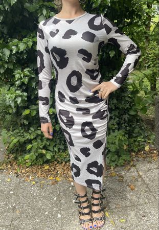 Abito aderente animalier-tgM/L-nuovo👌elegante e sexy 