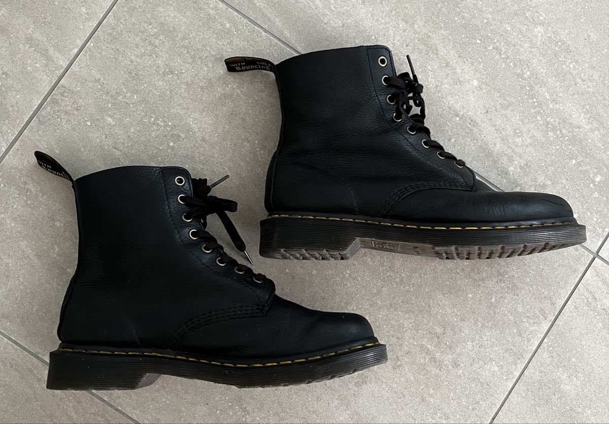 Dr. Martens Chaussures hommes: Original Dr. Martens Boots Gr. 44 – D'occasion à Ballwil par Bienenhonig1