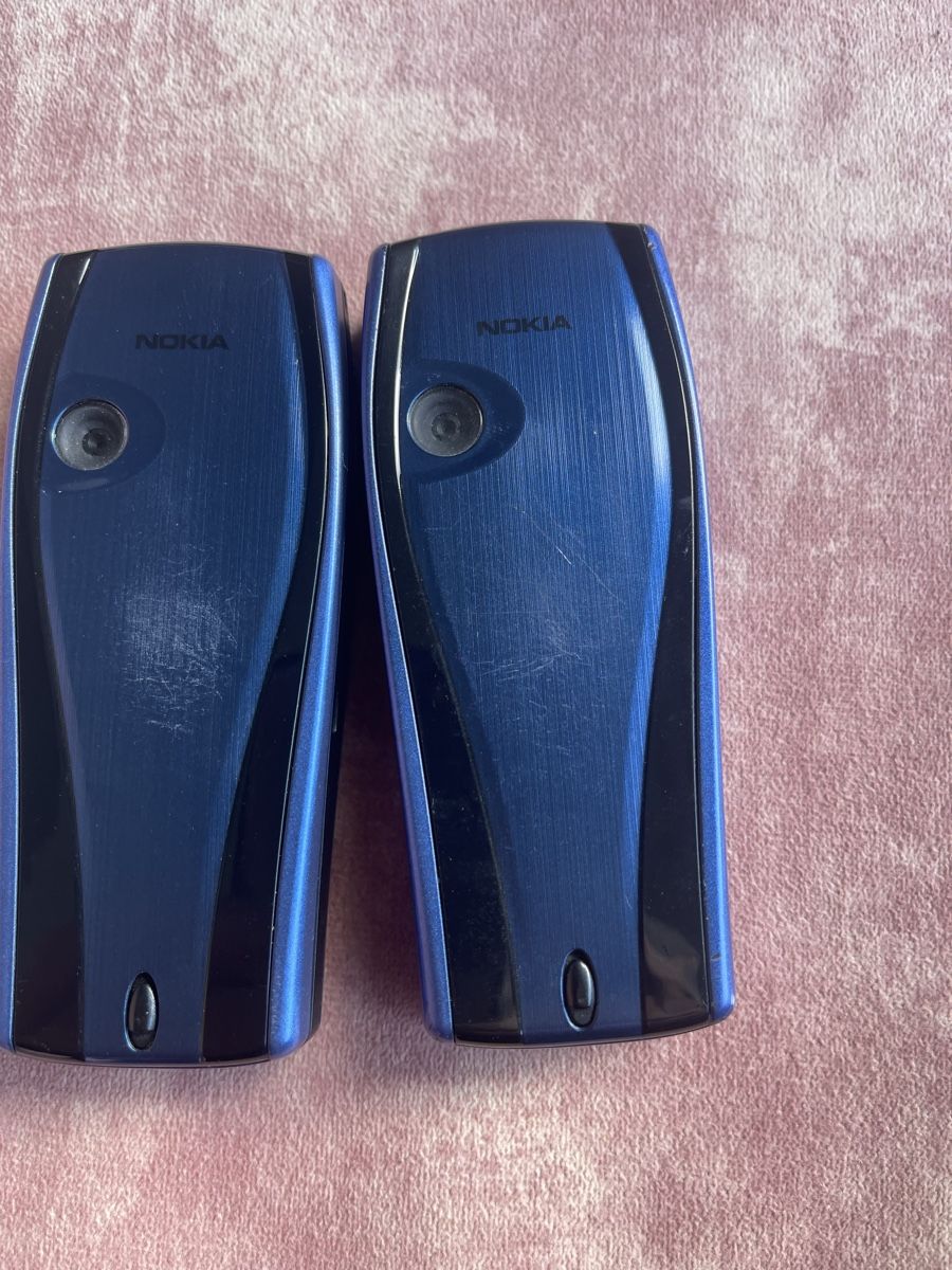 Nokia Telefoni cellulari / Smartphones: Nokia 7250 zwei stück – Usato da Regensdorf venduto da mex5145 6
