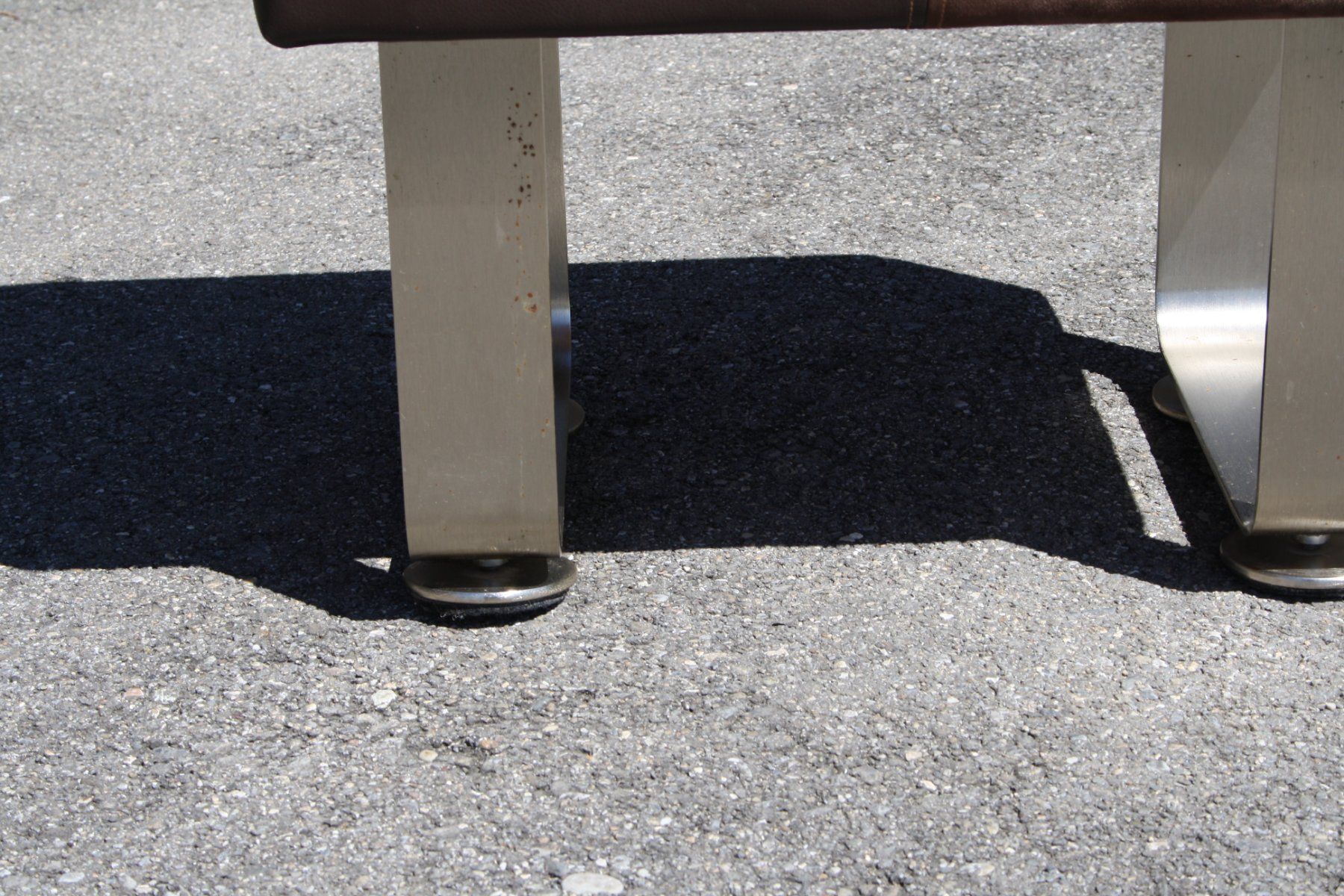 Sgabelli: HOCKER MASSIVER SCHWERER HOCKER – Usato da Wauwil venduto da Pneuedy 5