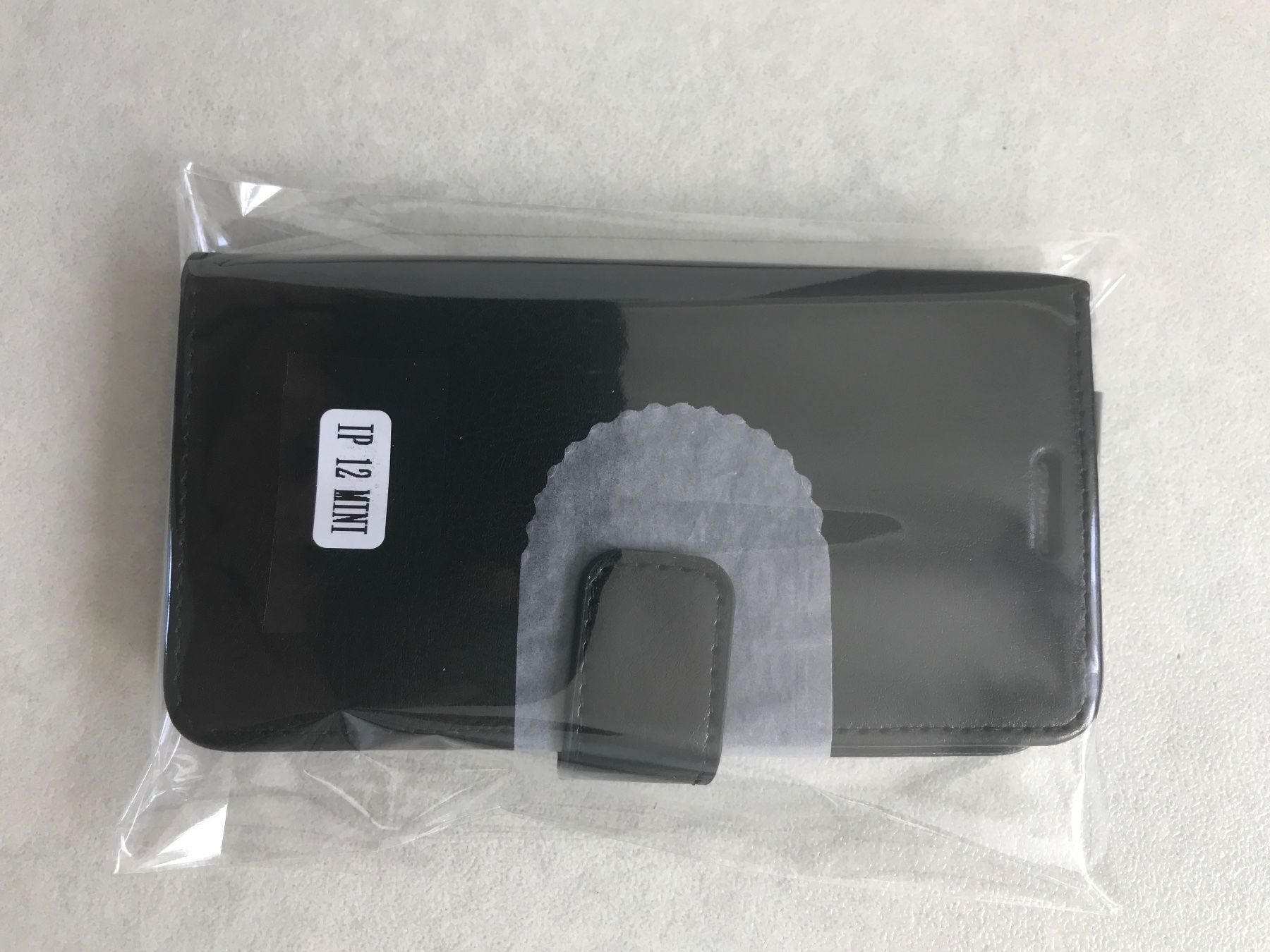 Cover & Protezioni schermo: Leder-Etui Hülle für Iphone 12 Mini  – Nuovo e nell'imballaggio originale da Spreitenbach venduto da Brockiland-Flohmarkt 4