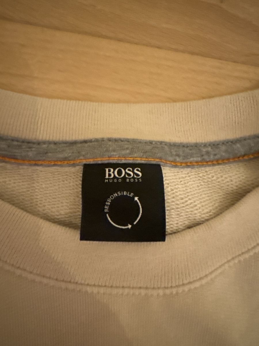 Hugo Boss Pullover & Sweatshirts: Pullover – Neu (gemäss Beschreibung) aus Uzwil von ale_27xy 1