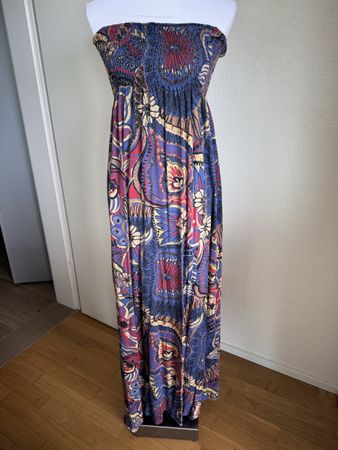 Long strapless dress