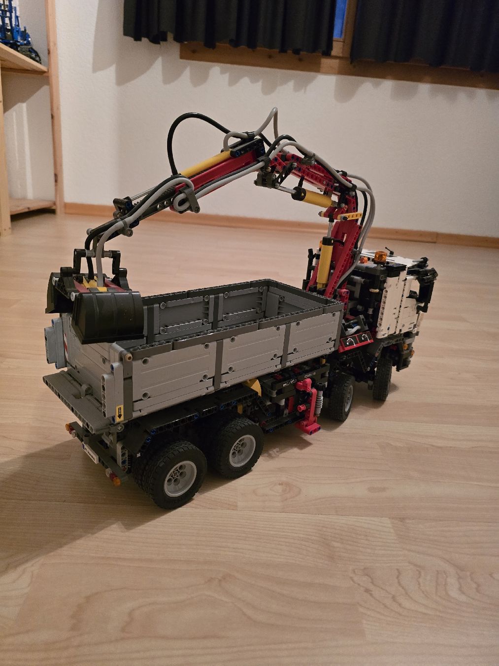 Lego Kit di costruzioni: Lego Mercedes Benz 42043  – Usato da Schiers venduto da __MountainHero__ 1