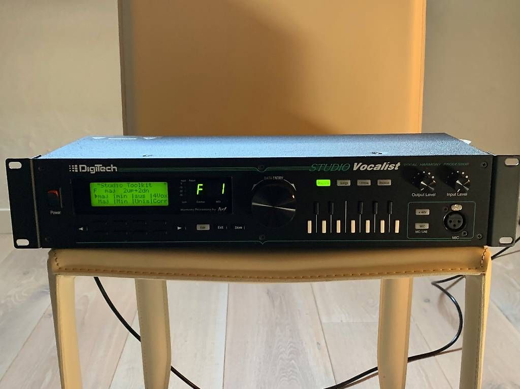Strumenti musicali: Digitech Studio Vocalist - Vocal Harmony Processor Vs 1.02 – Usato da Begnins venduto da yin_2k7m 1