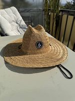Strohhut Volcom