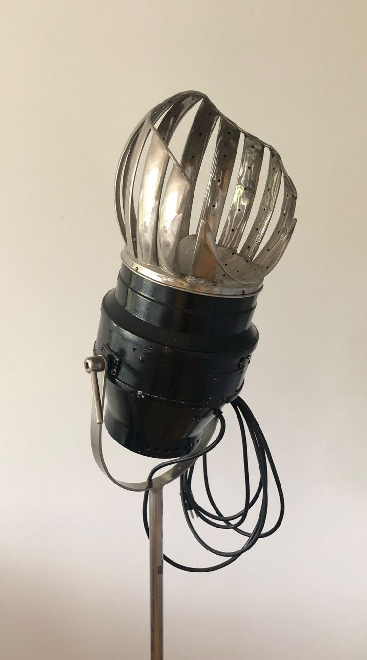 Lampade: Industrial Ständerlampe auf Räder – Usato da Münchenstein venduto da Brist 5