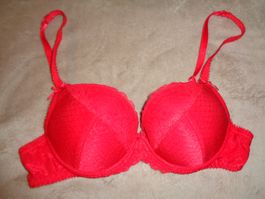 Damen BH Rot Spitze, Push-Up, Gr. 80 A, sehr guter Zustand!!