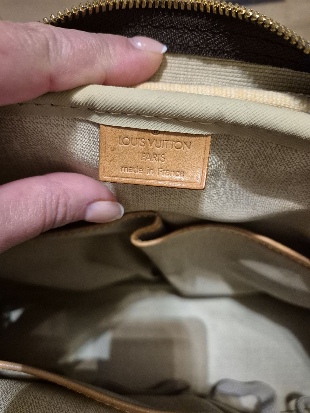 Louis Vuitton Borse: Louis vuitton Deuville – Nuovo (secondo la descrizione) da Genève venduto da ana_z8yn 2