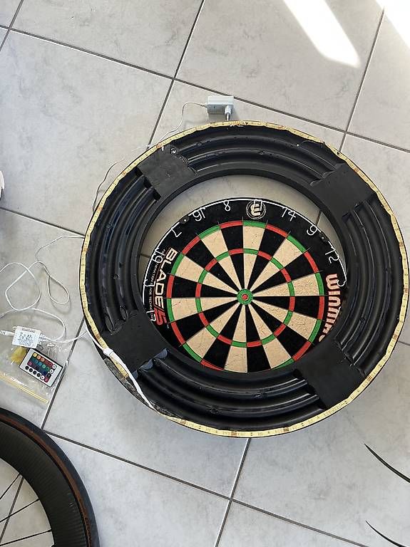 Freccette: Winmau Blade 5 Steel Dartscheibe mit einzigartigen Extra! – Usato da Dübendorf venduto da sch_2fhz 3