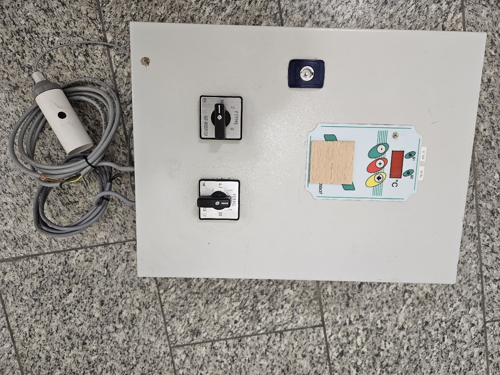 Armoires: Elektrokasten  – Neuf (Voir description) à Regensdorf par Zem003 2