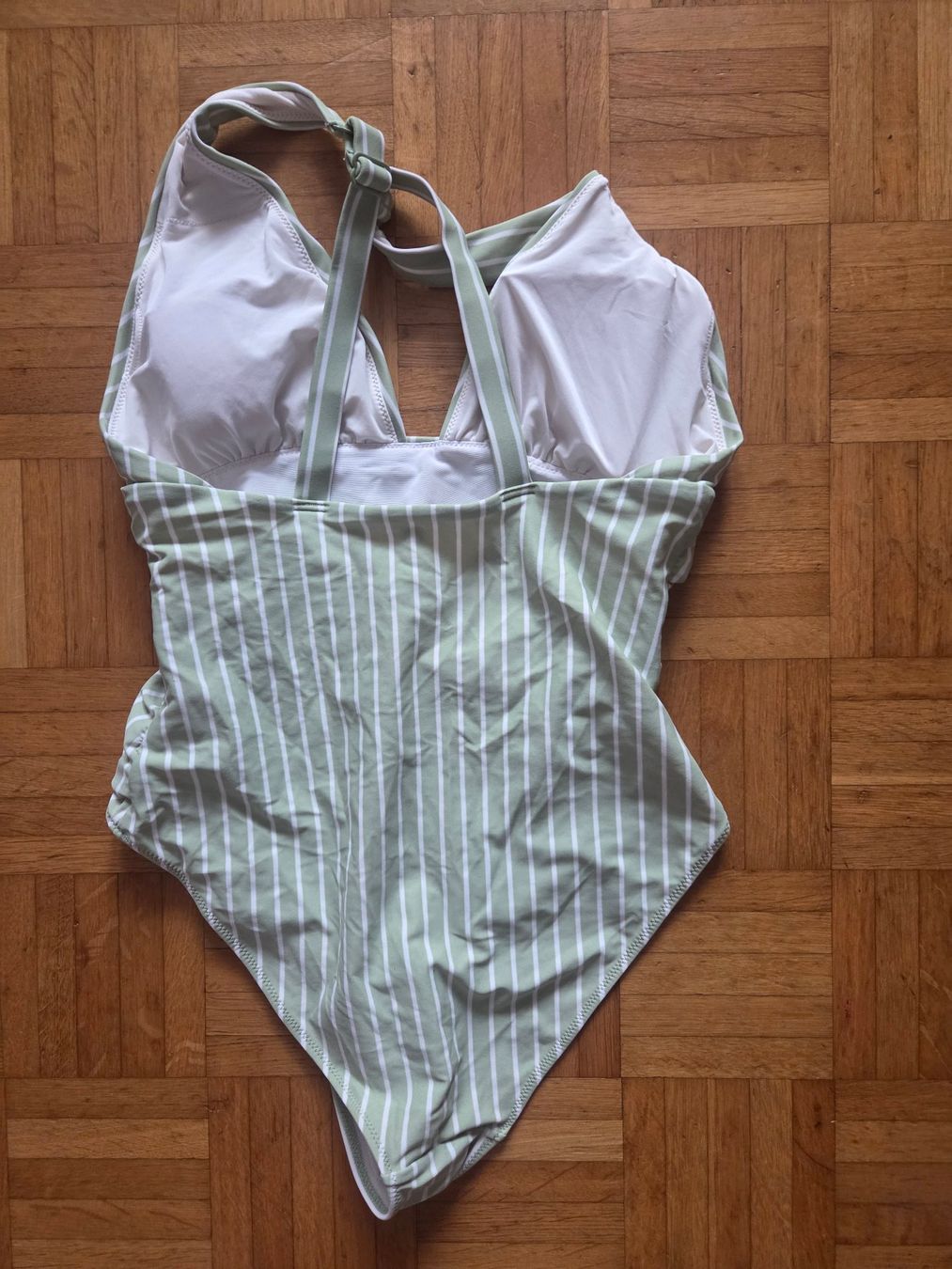 Costumi da bagno & Bikini: Badekleider Gr. 40, kaum getragen – Usato da Basel venduto da grandfamily 2