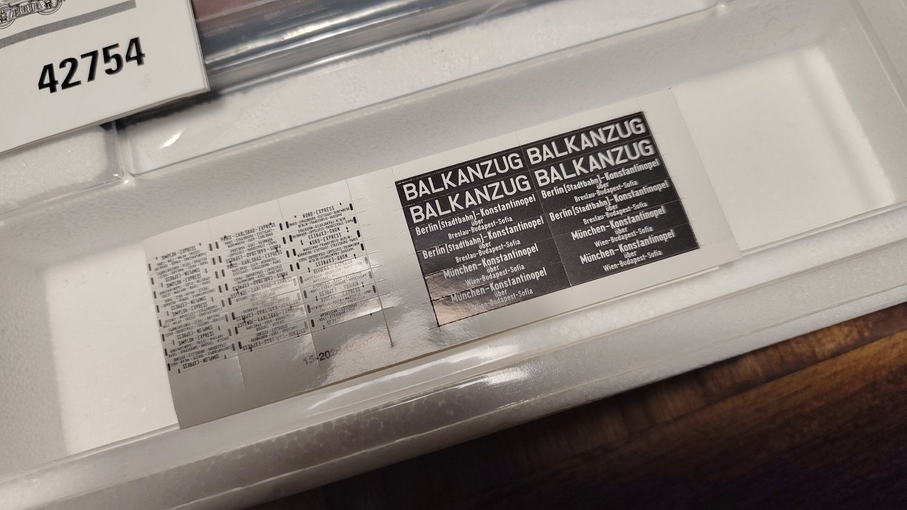 Märklin Modellini di ferrovie: Märklin 42754 Train de luxe CIWL Balkans éclairé – Usato da Bevaix venduto da matt_opp 4