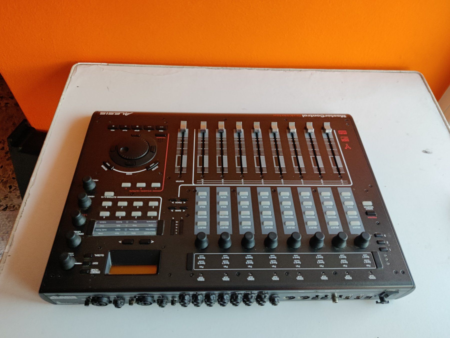 Steuerung: Alesis Master Control Complete Studio Interface and Control – Gebraucht aus Viganello von XTECHSTOREX 8