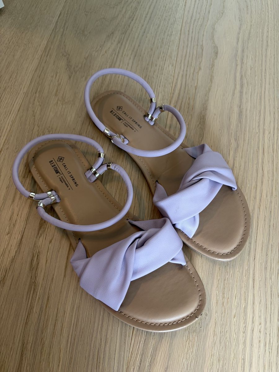Chaussures femmes: Sandales Lila – D'occasion à Herrliberg par LL90 1
