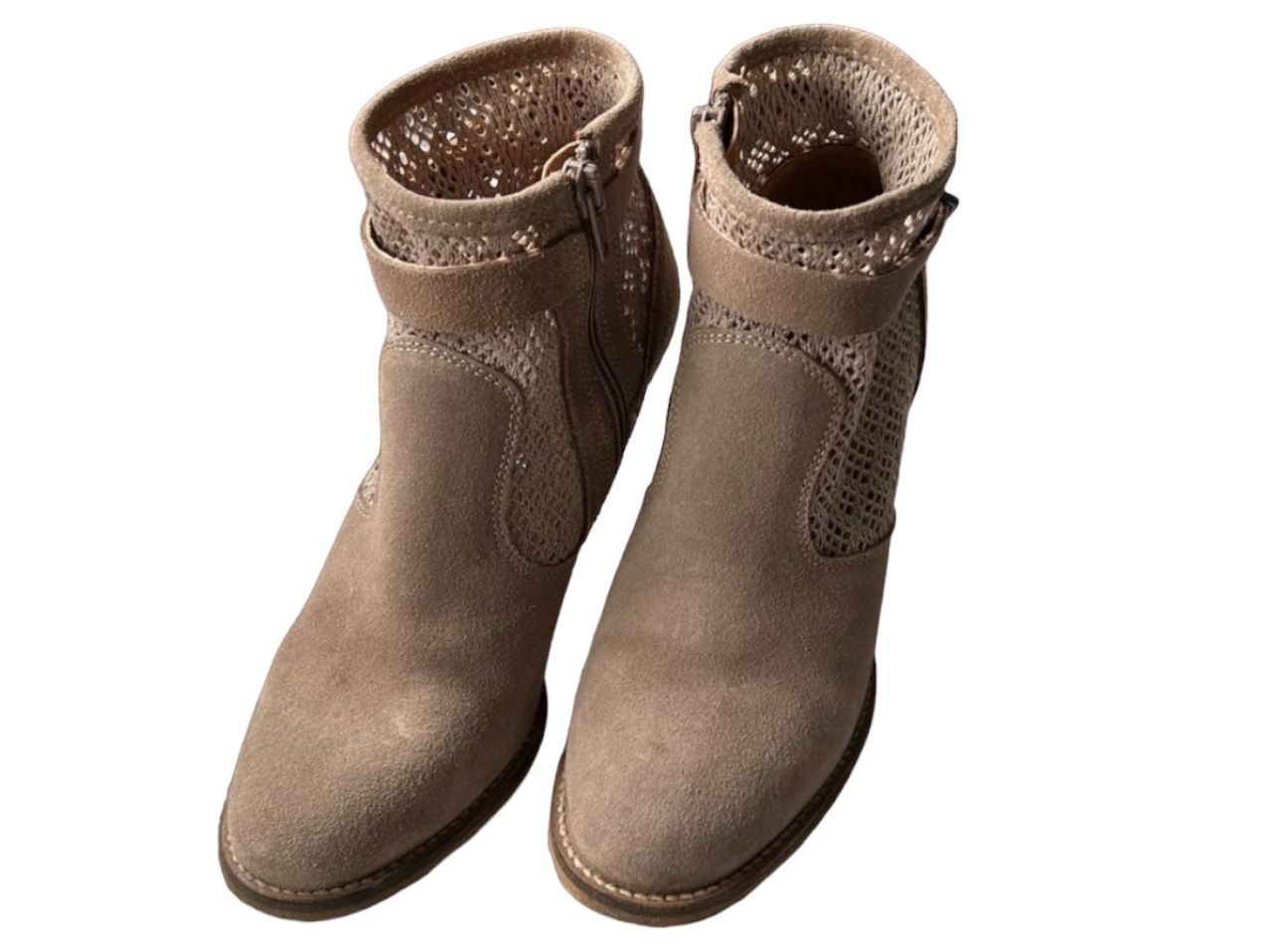 Scarpe da donna: Casual Chaussures cuir – Usato da Vuisternens-Romont venduto da gol_xp6p