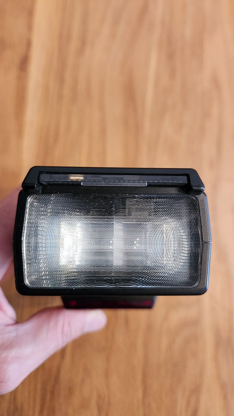 Nikon Blitze: Nikon Flash Speedlight SB-600 – Gebraucht aus Aigle von Mickael-b4 7