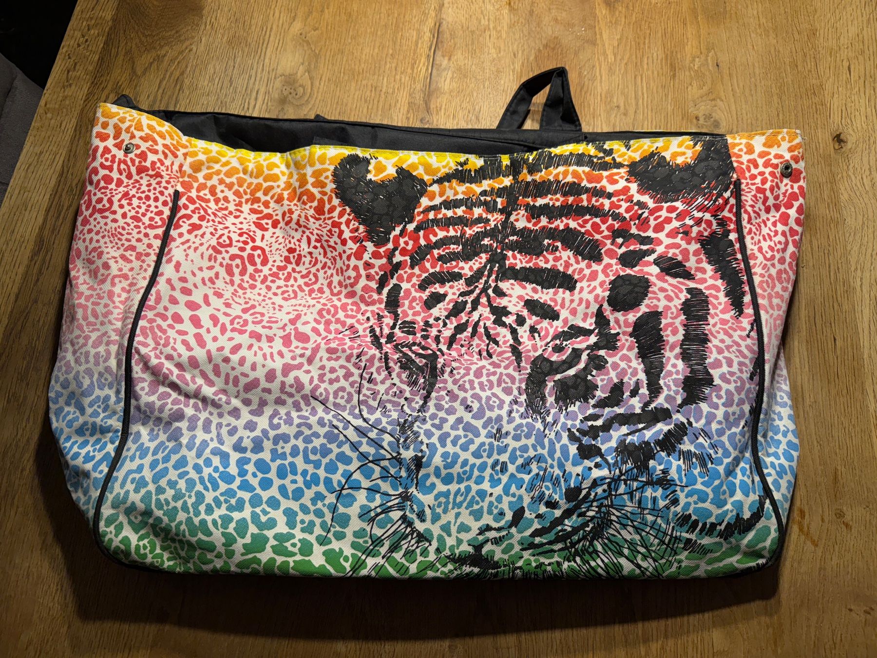 Borse: Schöne grosse Strandtasche – Usato da Altishofen venduto da UrsulaP0102
