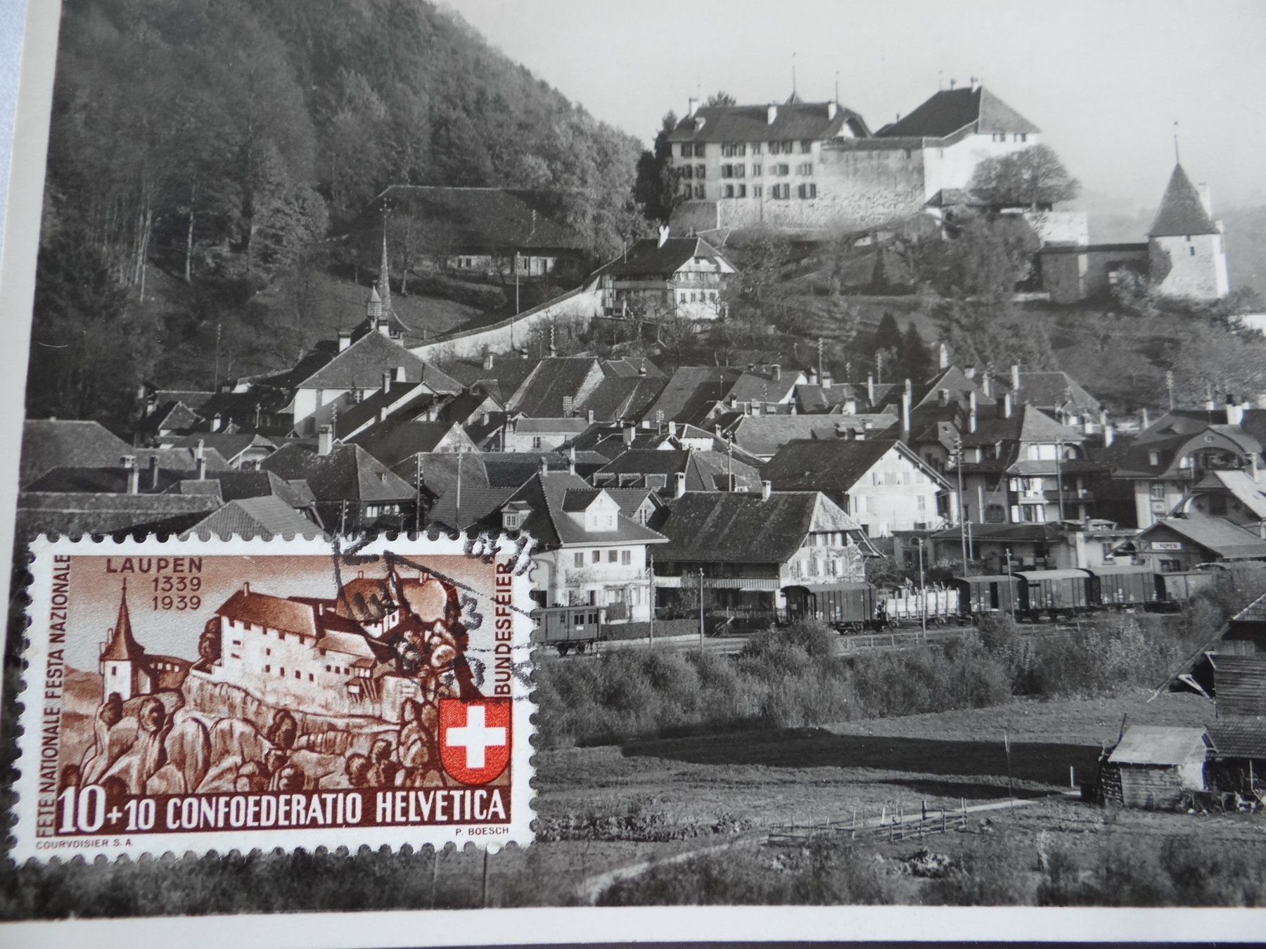 Tutti i francobolli: Herrliche Maximum-/Ansichtskarte Pro Patria Laupen 1939 – Usato da Kriens venduto da Na4 1