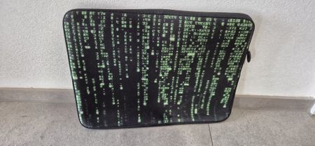 Laptop Hülle "Matrix" Design, guter Zustand, Schwarz/Grün