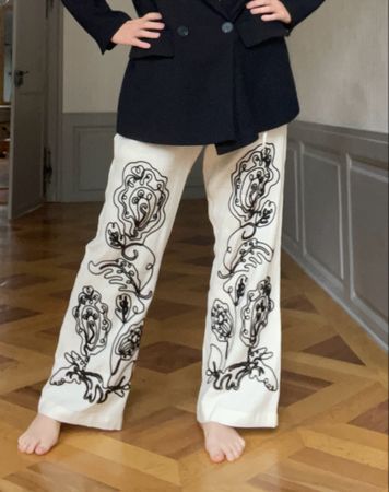 Pantalon large crème brodé noir H&M taille S. État neuf